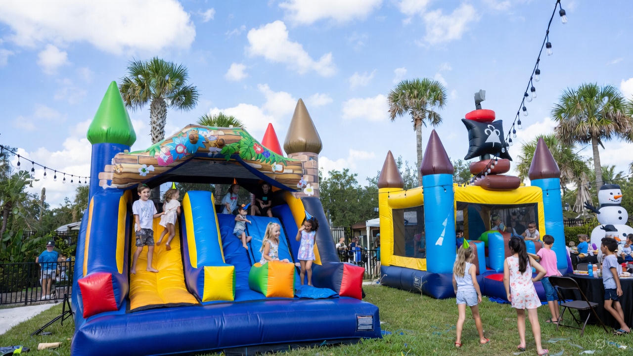 Themed Bounce House Combos: Elevate Your Holiday Gatherings in Cape Coral and Fort Myers