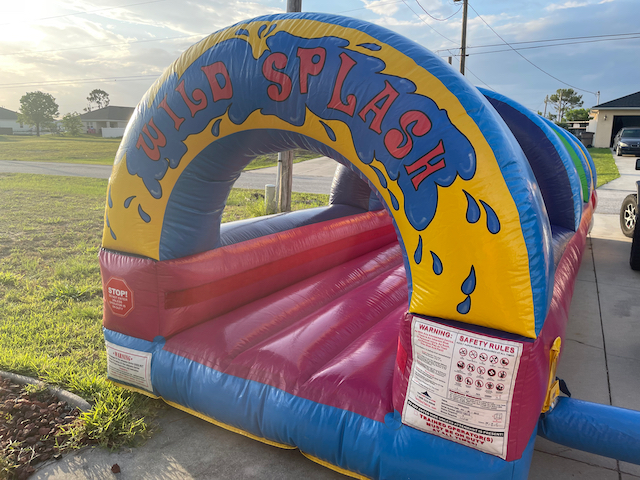Classic Bounce Castle Photo 2
